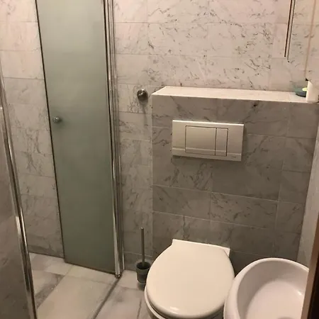 Privatunterkunft Oktagon *